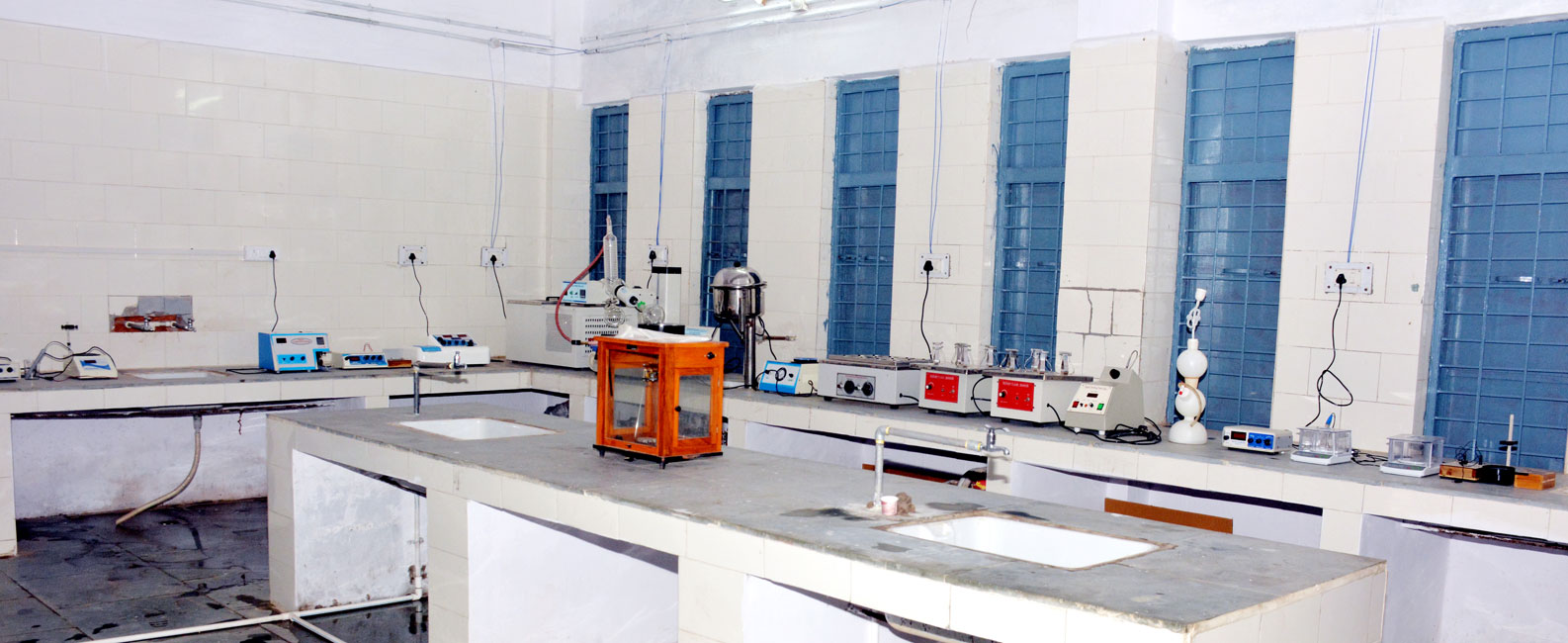 SCIENCE LAB